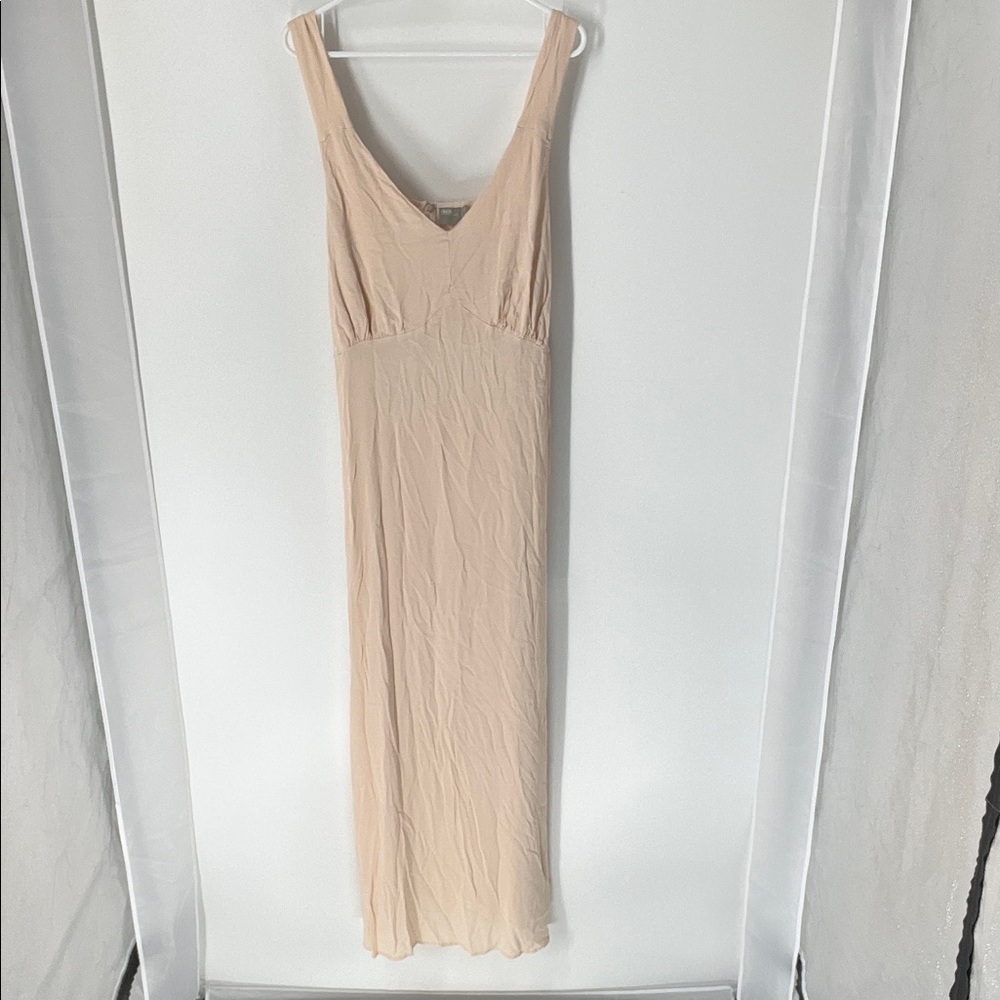 Asos EUC women’s crepe maxi dress size 24
